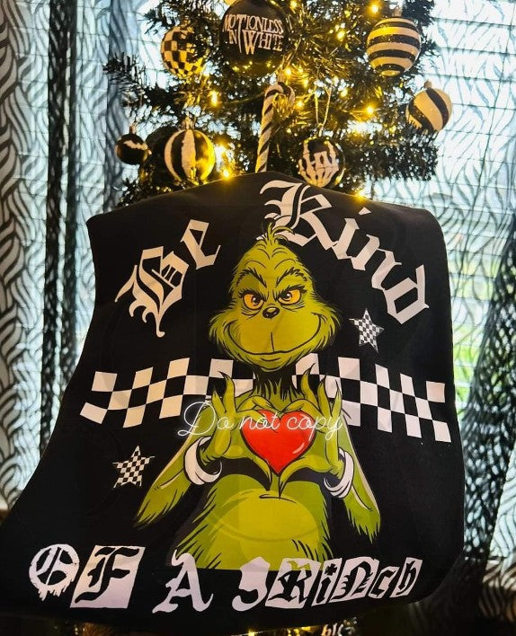 Be Kind Christmas Shirt / Sweater