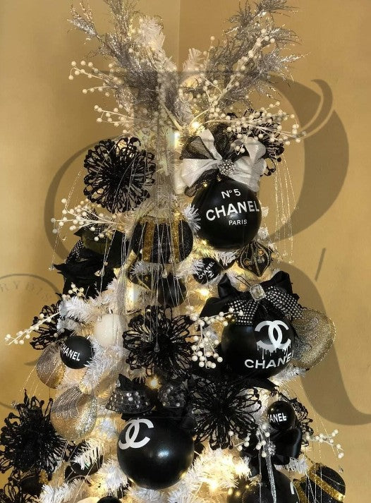 Luxury Custom Christmas Ornaments – Personalized Elegant Holiday Décor