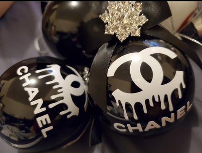 Luxury Custom Christmas Ornaments – Personalized Elegant Holiday Décor